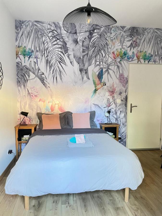 Chambre Tropicale Privee Au Coeur D'Un Village Calme Et Proche Du Vignoble Vinzelles ภายนอก รูปภาพ